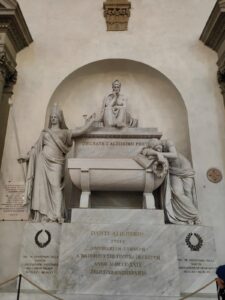 Monument to Danti Alighieri