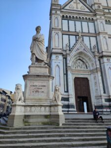 Monument to Dante