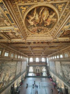 The spectacular view of the Sala dei Cinquecento.