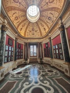 Room in the Uffizi Gallery
