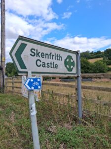Skenfrith Castle this way