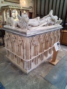 Monument of Hugh Courtenay (2nd Earl of Devon) & Countess Margaret