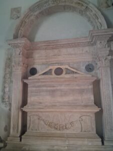 The grave of Sigismondo Pandolfo Malatesta