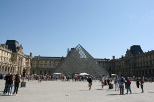 Louvre